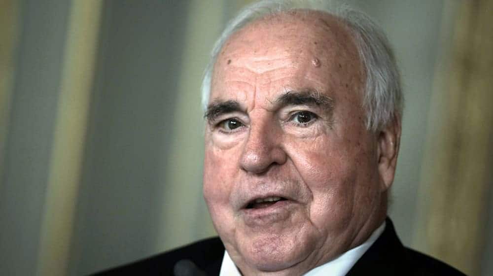 In Berlin soll eine Straße nach Altbundeskanzler Helmut Kohl benannt werden. (Archivfoto)  / Foto: Fredrik von Erichsen/dpa