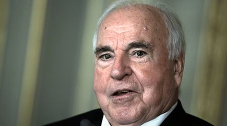 In Berlin soll eine Straße nach Altbundeskanzler Helmut Kohl benannt werden. (Archivfoto)  / Foto: Fredrik von Erichsen/dpa