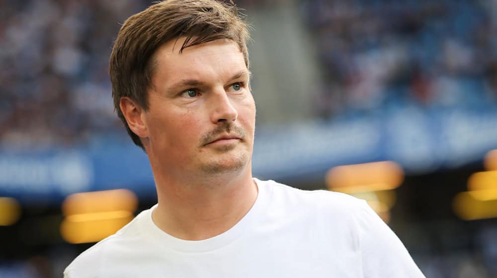 Wenig Gründe, seine Sieger-Mannschaft zu ändern: HSV-Trainer Merlin Polzin. (Archiv) / Foto: Christian Charisius/dpa
