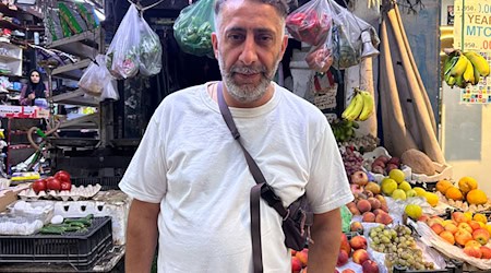 «Ich bin Kreuzberger Berliner Libanese», sagt Ramadan. / Foto: Amira Rajab/dpa