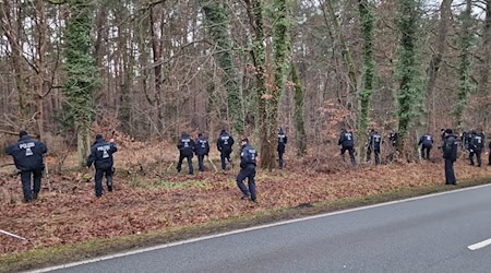 In Brandenburg gelten mehr als 300 Menschen als vermisst, nach denen seit 2020 gefahndet wird (Archivbild). / Foto: Cevin Dettlaff/dpa