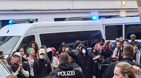 Die propalästinensische Demonstration am vergangenen Donnerstag, auf der es zu dem Zwischenfall kam, war nicht angemeldet worden. (Archivbild) / Foto: Bettina Lüke/dpa