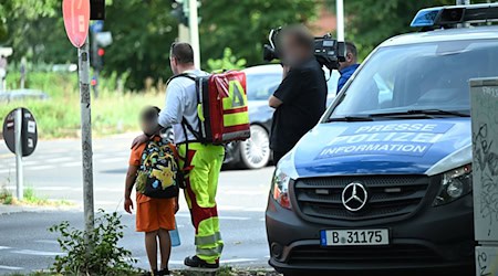 . Ein Auto ist in Berlin-Wedding in eine Menschengruppe gefahren. / Foto: Annette Riedl/dpa