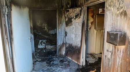 Wegen des Brandes kommt es zwischen Magdeburg und Berlin zu massiven Beeinträchtigungen im Zugverkehr. (Archivbild) / Foto: Jan Woitas/dpa