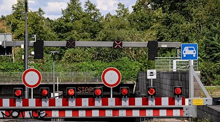 Der Berliner Tiergartentunnel war erneut für etliche Stunden in beide Richtungen gesperrt. (Archivbild) / Foto: Britta Pedersen/dpa