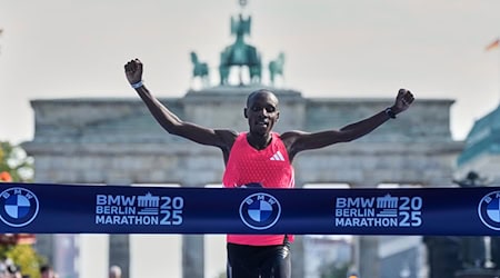 Sabastian Sawe siegte klar beim 51. Berlin-Marathon. / Foto: Markus Schreiber/AP/dpa Sabastian Sawe siegte klar beim 51. Berlin-Marathon. / Foto: Markus Schreiber/AP/dpa