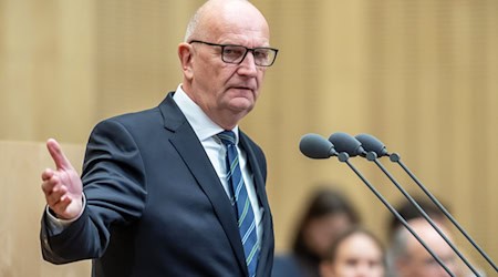 «Es ist Geld, das dringend gebraucht wird», sagte Brandenburgs Ministerpräsident Woidke. / Foto: Michael Kappeler/dpa