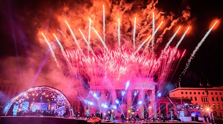 Deutschlands größte Silvesterparty in Berlin am Brandenburger Tor war lange Tradition. / Foto: Christoph Soeder/dpa