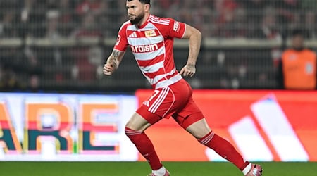 Oliver Burke ist krank und fehlte Union Berlin im Training. (Archivbild)  / Foto: Soeren Stache/dpa