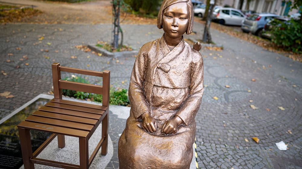 Die «Trostfrauen»-Statue in Berlin-Moabit erinnert an koreanische Opfer des Zweiten Weltkriegs. (Archivfoto) / Foto: Fabian Sommer/dpa