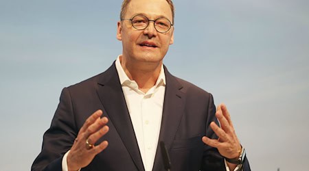 Bernhard Osburg wird neuer Chef der Bahn-Güterverkehrstochter DB Cargo. (Archivbild) / Foto: Oliver Berg/dpa Bernhard Osburg wird neuer Chef der Bahn-Güterverkehrstochter DB Cargo. (Archivbild) / Foto: Oliver Berg/dpa
