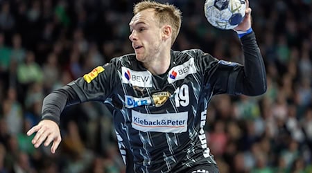 Welthandballer Mathias Gidsel war wieder bester Schütze der Füchse / Foto: Andreas Gora/dpa