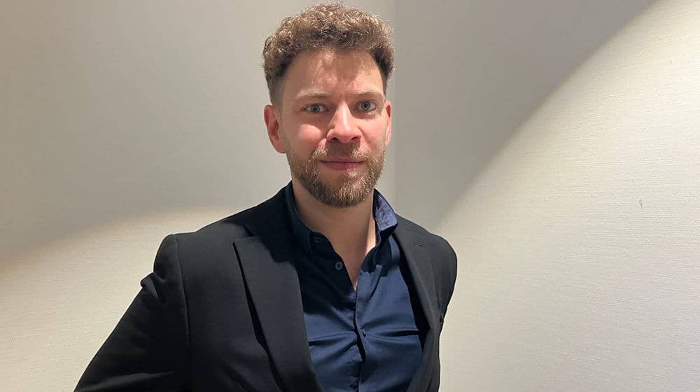 Lahav Shapira berichtet von einem Klima von Hass an den Universitäten.  / Foto: Sarah Knorr/dpa