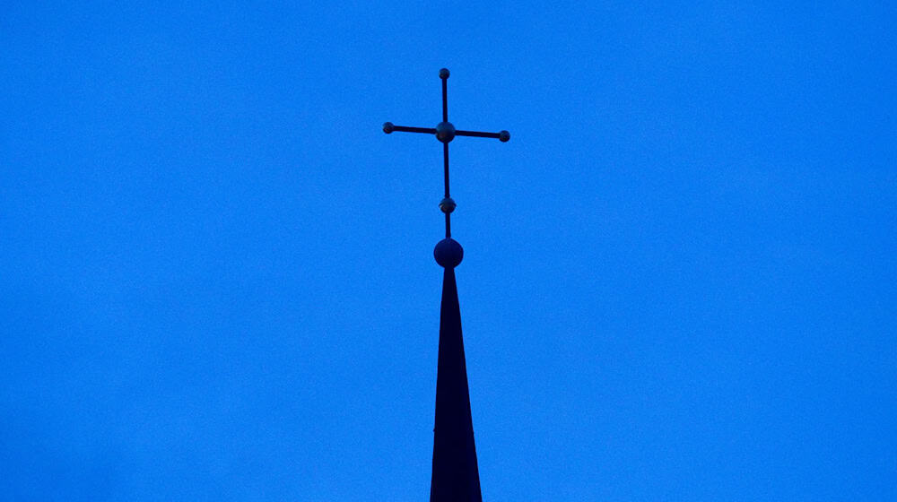 Die evangelische Landeskirche will die Rolle ihrer Konsistorialpräsidenten in der NS-Zeit untersuchen. (Symbolbild) / Foto: picture alliance / dpa
