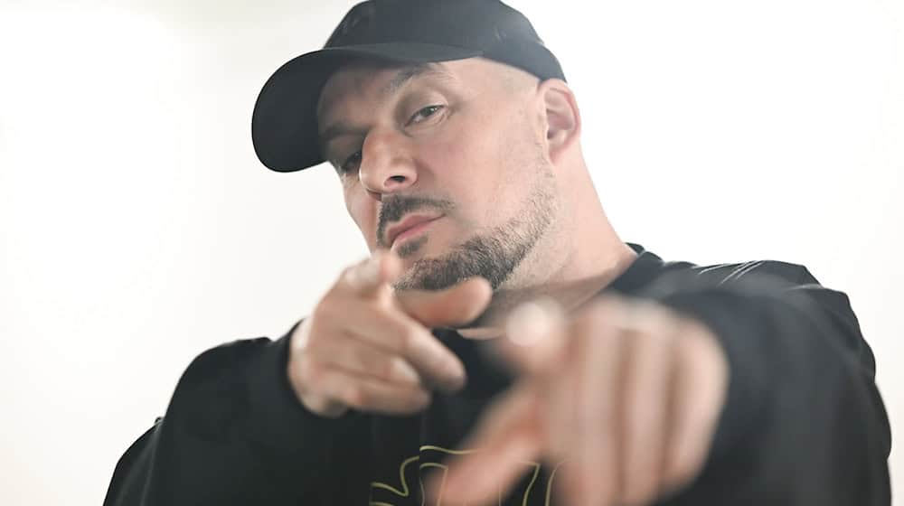 Mit «Lan Juks» begibt sich Kool Savas auf Spurensuche in seine eigene Vergangenheit und liefert dabei ein Album, das Hip-Hop-Fans von früher und heute verbindet. / Foto: Jens Kalaene/dpa