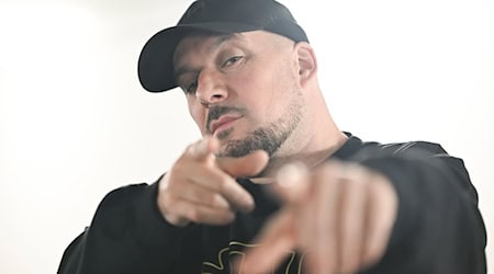 Mit «Lan Juks» begibt sich Kool Savas auf Spurensuche in seine eigene Vergangenheit und liefert dabei ein Album, das Hip-Hop-Fans von früher und heute verbindet. / Foto: Jens Kalaene/dpa