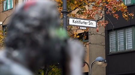 Die Kohlfurter Straße in Berlin-Kreuzberg sollte schon lange umbenannt werden.  / Foto: Lilli Förter/dpa
