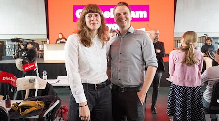 Die beiden Landesvorsitzenden der Linke in Berlin, Kerstin Wolter und Max Schirmer, haben zusammen mit etlichen anderen einen Antrag zum Thema Nahost eingebracht. (Archivfoto) / Foto: Christophe Gateau/dpa Die beiden Landesvorsitzenden der Linke in Berlin, Kerstin Wolter und Max Schirmer, haben zusammen mit etlichen anderen einen Antrag zum Thema Nahost eingebracht. (Archivfoto) / Foto: Christophe Gateau/dpa