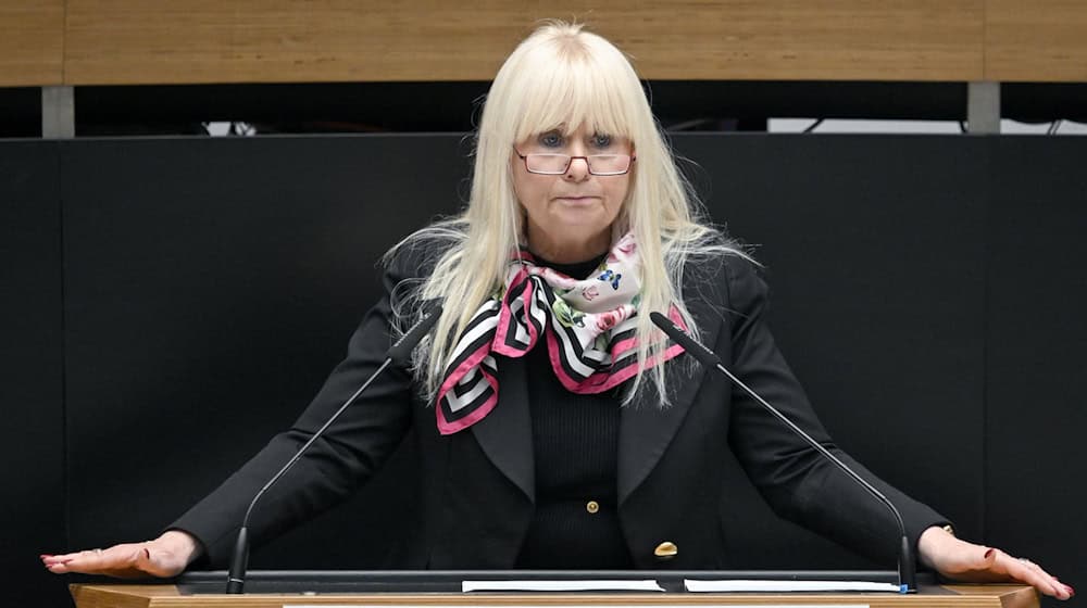 Senatorin Iris Spranger (SPD) verteidigt Ihr Vorgehen bei der Olympiabewerbung / Foto: Britta Pedersen/dpa