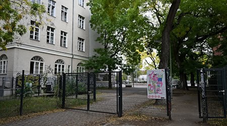 Die Gemeinschaftsschule auf dem Campus Rütli in Neukölln macht wegen Mobbingvorwürfen Schlagzeilen.  / Foto: Lilli Förter/dpa