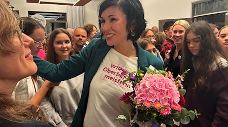 Sie ist die neue Oberbürgermeisterin von Potsdam: Noosha Aubel (parteilos).  / Foto: Alina Grünky/dpa