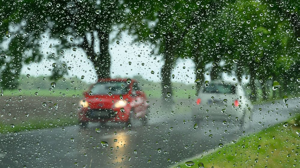 Höchsttemperaturen bis zu 17 Grad kündigt der Deutsche Wetterdienst (DWD) in den nächsten Tagen für Berlin und Brandenburg an. (Symbolbild) / Foto: Patrick Pleul/dpa post-slider