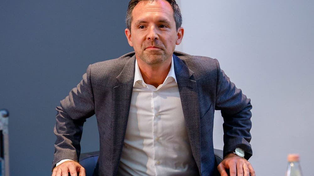 Er blieb bei der OB-Wahl in Potsdam chancenlos: SPD-Kandidat Severin Fischer. (Archivbild) / Foto: Carsten Koall/dpa