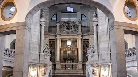 Das Kammergericht lädt zu einem Abend mit einem Mix aus Informationen und Unterhaltung zur Justiz ein. (Archivbild) / Foto: Jens Kalaene/dpa