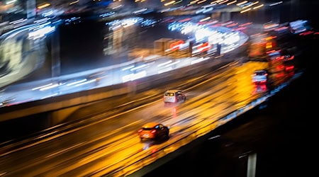 Die Polizei beschlagnahmte das Unfallauto. (Symbolbild) / Foto: Christoph Soeder/dpa