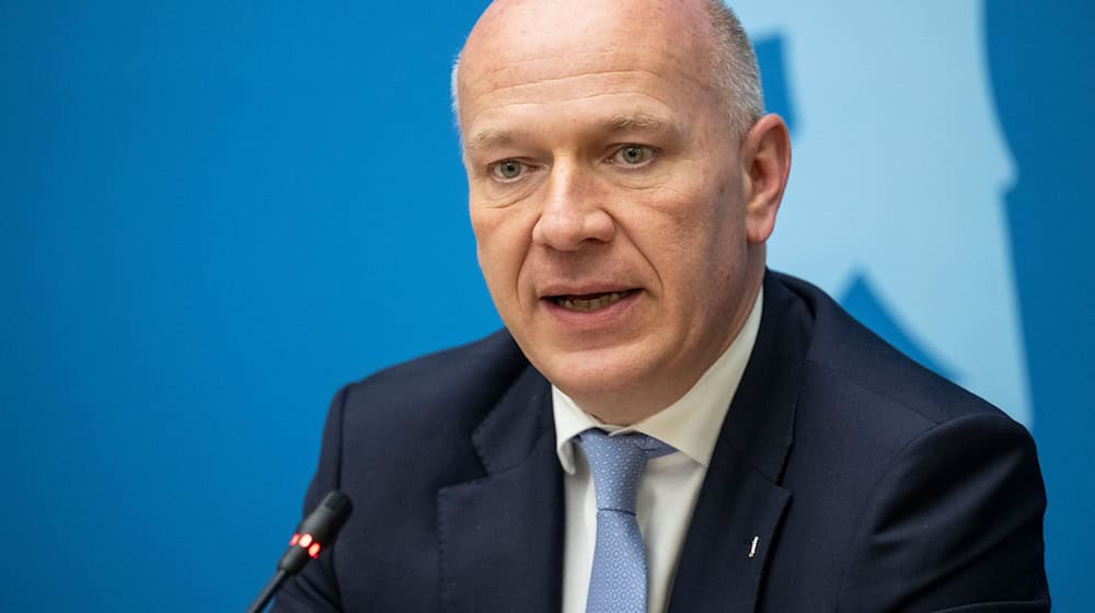 Die Regierung arbeite zu wenig an den Problemen im Land, meint Berlins Regierender Bürgermeister Kai Wegner. (Archivfoto) / Foto: Hannes P Albert/dpa