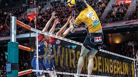 Die Niedersachsen machten den Berlinern große Probleme. / Foto: Andreas Gora/dpa