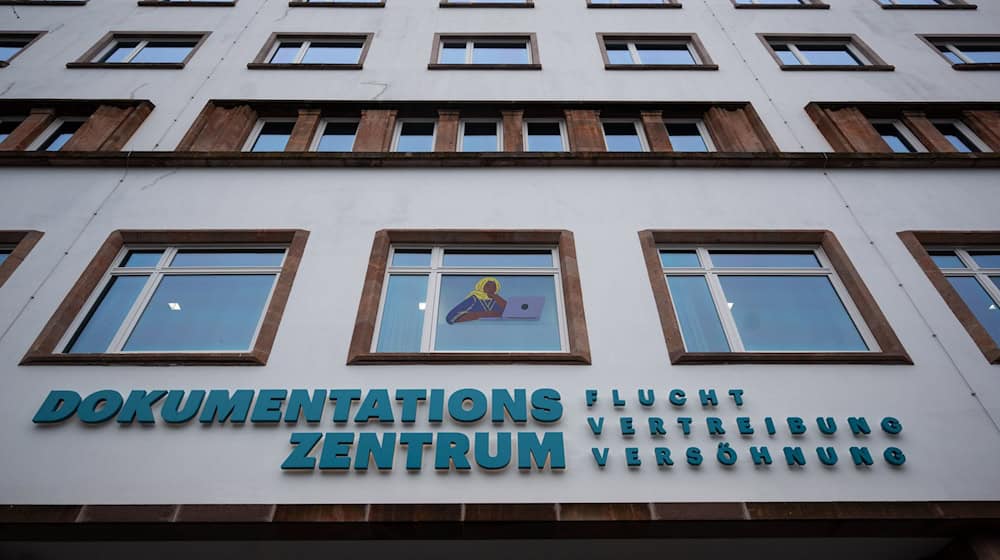 Das Dokumentationszentrum Flucht, Vertreibung, Versöhnung sucht Erinnerungsstücke von Vertrieben und Geflüchteten aus den ersten Nachkriegsjahren in Berlin. (Archivbild) / Foto: Monika Skolimowska/dpa