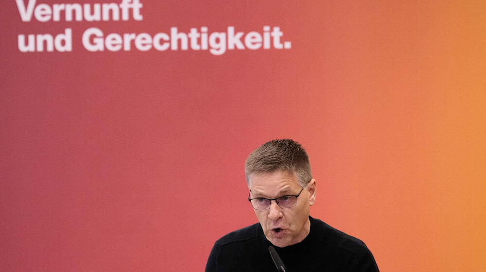 Der frühere Fußballmanager Oliver Ruhnert kandidiert als Generalsekretär des BSW. (Archivbild) / Foto: Carsten Koall/dpa