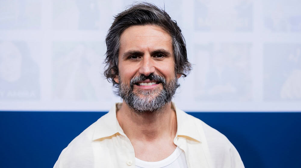 Schauspieler Tom Beck sucht nach seinem gestohlenen Fahrrad. (Archivbild)  / Foto: Christoph Soeder/dpa