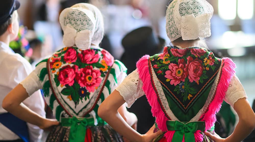 Das Verwaltungsgericht Dresden verhandelt am Dienstag über eine Klage des Sorbischen Parlamentes gegen die Stiftung für das Sorbische Volk (Symbolbild).  / Foto: Robert Michael/dpa