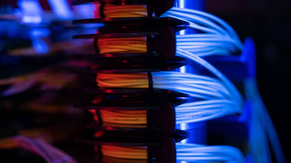 In Lübbenau wird ein neues Rechenzentrum gebaut. (Symbolbild) / Foto: Sebastian Gollnow/dpa