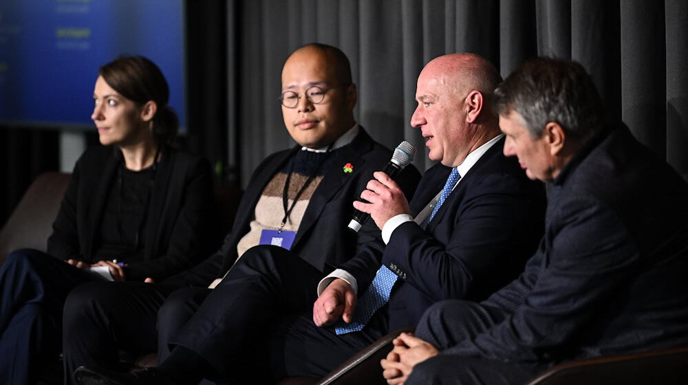Oppositionelle und politisch Verfolgte aus Diktaturen betonen in Berlin den Wert von Freiheit und Demokratie.  / Foto: Britta Pedersen/dpa