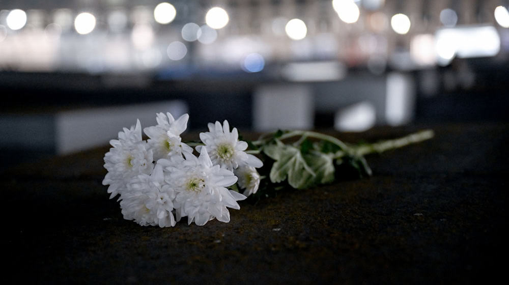 In Berlin wird an die Opfer der Judenverfolgung erinnert. (Archivbild) / Foto: Britta Pedersen/dpa