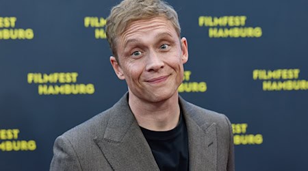 Matthias Schweighöfers neuer Film «Das Leben der Wünsche» kommt diese Woche ins Kino. (Archivbild) / Foto: Georg Wendt/dpa