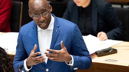 Grünen und Linke kündigen Untersuchungsausschuss zur Vergabe von Fördergeld für Projekte gegen Antisemitismus durch die Senatskulturverwaltung an. (Archivbild) / Foto: Sebastian Gollnow/dpa