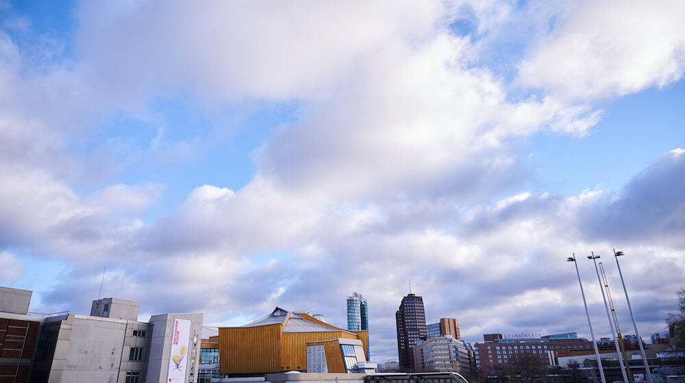 Die Tageshöchstwerte in Berlin und Brandenburg liegen nach Angaben des DWD in den nächsten drei Tagen zwischen 4 und 9 Grad. (Archivbild) / Foto: Annette Riedl/dpa