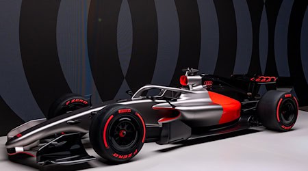 Dieser Audi war nur der Vorgeschmack auf die neue Formel-1-Saison. (Archivbild) / Foto: Daniel Karmann/dpa