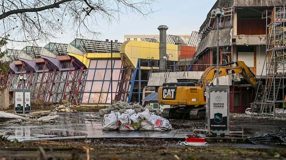 Über das ehemalige Sport- und Erholungszentrum (SEZ) in Berlin-Friedrichshain wird weiter gestritten. (Archivbild) / Foto: Jens Kalaene/dpa