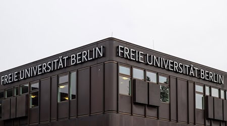 Einer der beiden Preise geht an die Freie Universität Berlin. (Symbolbild) / Foto: Monika Skolimowska/dpa