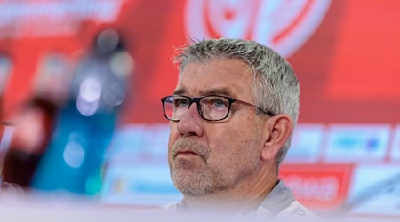 Urs Fischer will den FSV Mainz 05 zum Klassenerhalt in der Fußball-Bundesliga führen. / Foto: Jörg Halisch/dpa