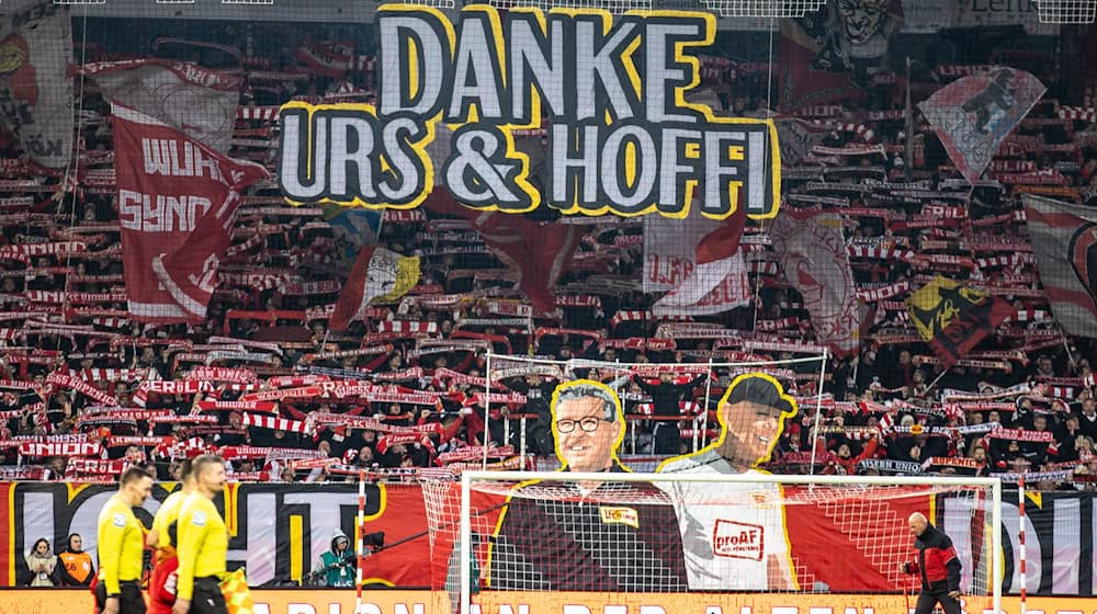 Fischers Abschied aus Berlin war emotional. (Archivbild) / Foto: Andreas Gora/dpa