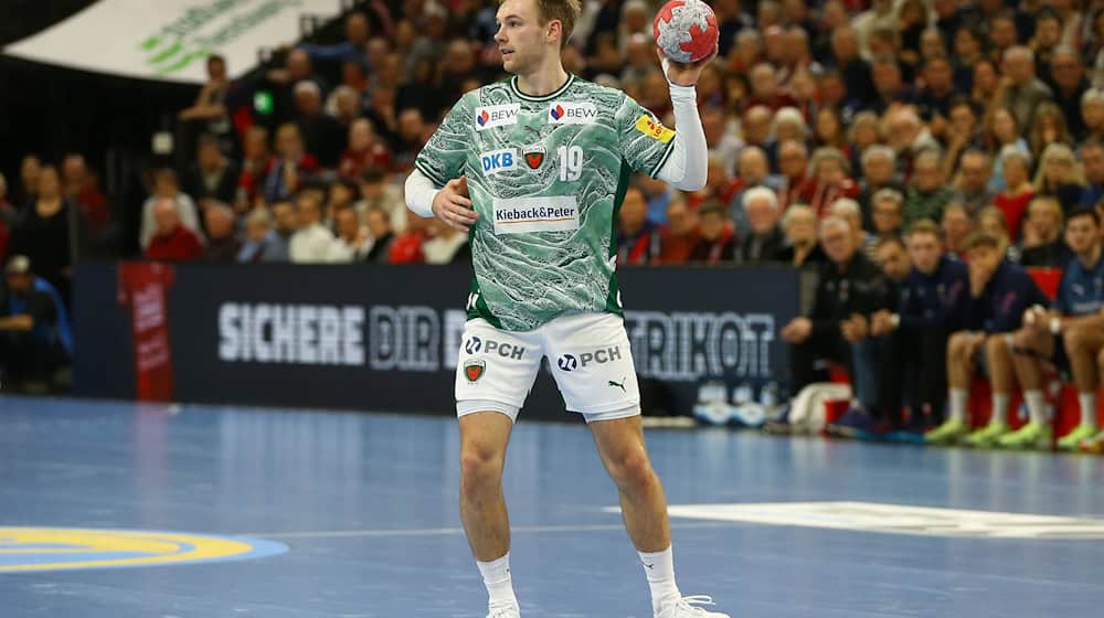Welthandballer Mathias Gidsel trainiert wegen Schulterschmerzen momentan gar nicht / Foto: Michael Hundt/dpa
