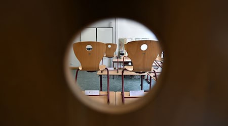 Der Landeselternrat sieht raschen Handlungsbedarf gegen Gewalt an Schulen in Brandenburg. (Symbolbild) / Foto: Arne Dedert/dpa