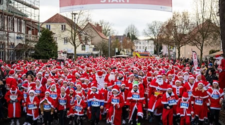 Es ist die 17. Ausgabe des Michendorfer Nikolauslaufs.  / Foto: Christophe Gateau/dpa