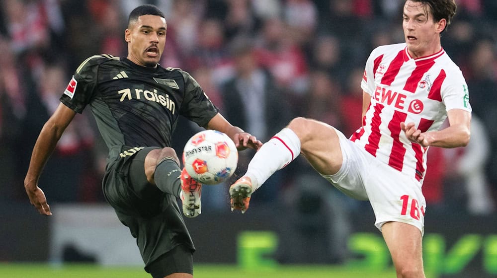 Kölns Kakub Kaminski (r) hatte in der ersten Hälfte zwei Chancen.  / Foto: Marius Becker/dpa